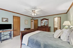 2204 Red Bluff Dr, Carrollton, TX 75007 - Photo 19