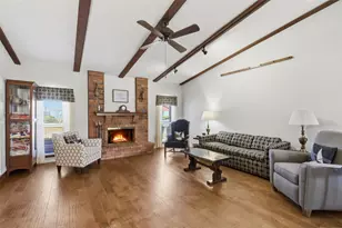 2204 Red Bluff Dr, Carrollton, TX 75007 - Photo 7