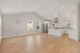 9966 Chireno St, Dallas, TX 75220 - Photo 9