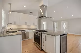 9966 Chireno St, Dallas, TX 75220 - Photo 15