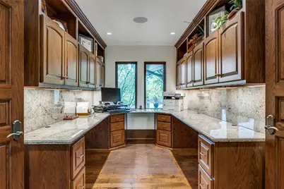 6812 Midcrest Drive, Dallas, TX 75254 - Photo 19