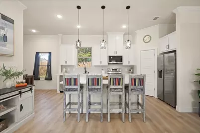 5511 Black Pine Circle, Granbury, TX 76048 - Photo 9