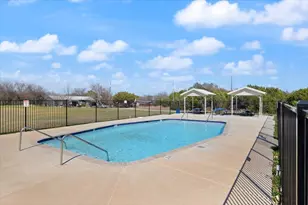 5511 Black Pine Cir, Granbury, TX 76048 - Photo 27