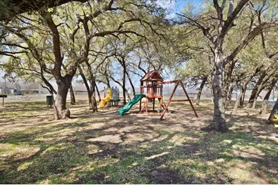 5511 Black Pine Circle, Granbury, TX 76048 - Photo 29