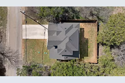 5511 Black Pine Circle, Granbury, TX 76048 - Photo 3