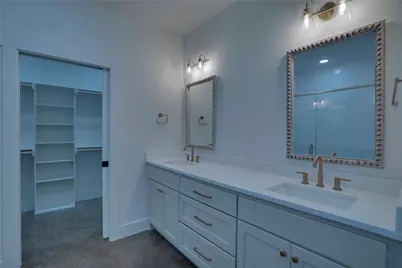 110 Cardinal Woods Court, Granbury, TX 76049 - Photo 11