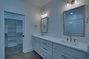 110 Cardinal Woods Ct, Granbury, TX 76049 - Photo 11