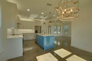 110 Cardinal Woods Ct, Granbury, TX 76049 - Photo 7