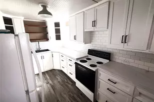 1211 W 12th St, Cisco, TX 76437 - Photo 17