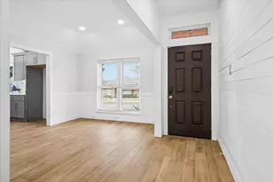 1314 Red Maple Dr, Carrollton, TX 75007 - Photo 9