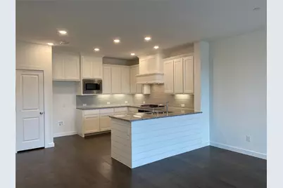 2721 Vista Park Lane, Lewisville, TX 75067 - Photo 9