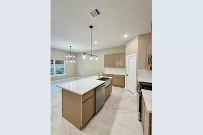 2382 Usman Drive, Irving, TX 75062 - Photo 5