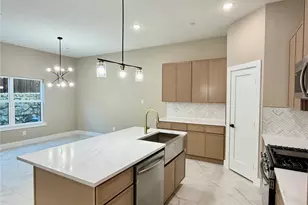 2382 Usman Dr, Irving, TX 75062 - Photo 5