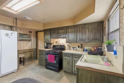 10618 Cotillion Drive, Dallas, TX 75228 - Photo 9