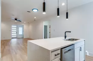 2844 Oakdale St, Dallas, TX 75215 - Photo 13