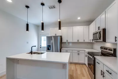 2844 Oakdale Street, Dallas, TX 75215 - Photo 11