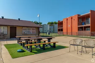 401 N Merrill Ave, Duncanville, TX 75116 - Photo 3