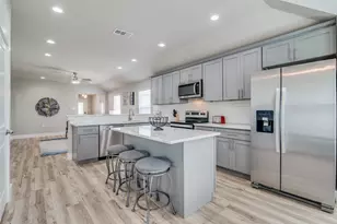 2845 Oakdale St, Dallas, TX 75215 - Photo 7