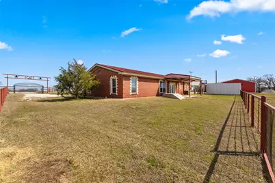 1219 County Road 3550, Paradise, TX 76073 - Photo 23