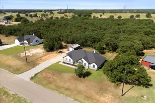 117 Coyote Cave Ln, Alvord, TX 76225 - Photo 25