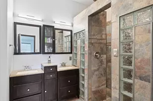 1039 Wood Brook Dr, Grand Prairie, TX 75052 - Photo 19