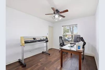 1039 Wood Brook Drive, Grand Prairie, TX 75052 - Photo 13