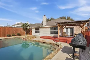 1039 Wood Brook Dr, Grand Prairie, TX 75052 - Photo 19
