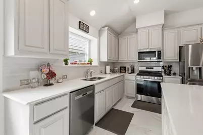 908 Madeline Lane, Cleburne, TX 76033 - Photo 9