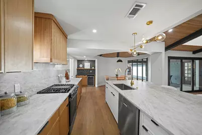 7115 Cosgrove Drive, Dallas, TX 75231 - Photo 11