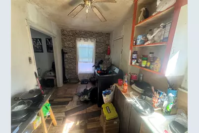 5933 Diaz Avenue, Fort Worth, TX 76107 - Photo 7