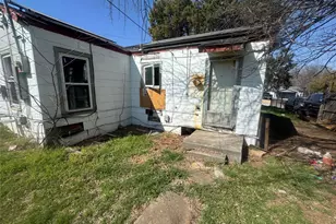 5933 Diaz Ave, Fort Worth, TX 76107 - Photo 5