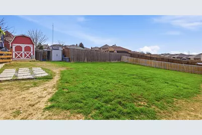 112 Saloon Cove E, Newark, TX 76071 - Photo 31