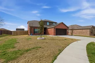 112 Saloon Cv E, Newark, TX 76071 - Photo 3