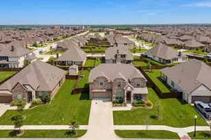 602 Dean Box Dr, Waxahachie, TX 75165 - Photo 1