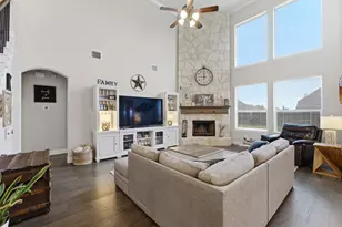 602 Dean Box Dr, Waxahachie, TX 75165 - Photo 19