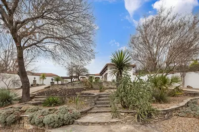 8300 Samora Court, Fort Worth, TX 76135 - Photo 5