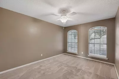 1424 Homestead Court, Irving, TX 75061 - Photo 29