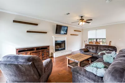 604 Hillside Circle, Little Elm, TX 75068 - Photo 9