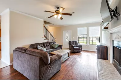 604 Hillside Circle, Little Elm, TX 75068 - Photo 7