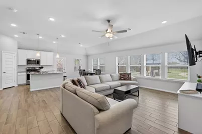 7613 Poplar Drive, Denton, TX 76226 - Photo 5