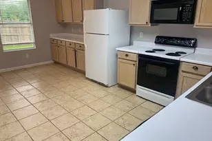 8213 Winding Stream Ln, Denton, TX 76210 - Photo 3