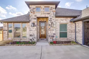 2729 Ben Thomas St, Burleson, TX 76028 - Photo 5