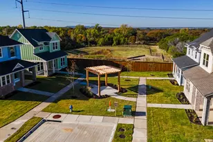 112 Cardinal Woods Ct, Granbury, TX 76049 - Photo 15