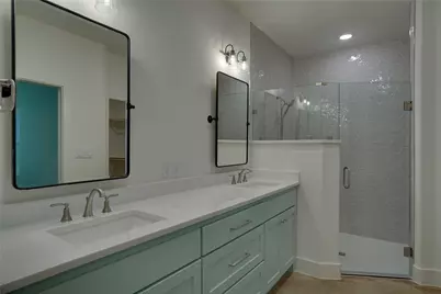 112 Cardinal Woods Court, Granbury, TX 76049 - Photo 9