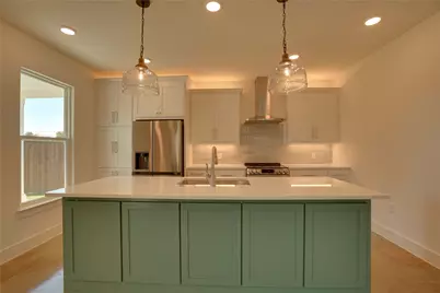 112 Cardinal Woods Court, Granbury, TX 76049 - Photo 3