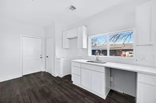 710 E Lamar St, Sherman, TX 75090 - Photo 15