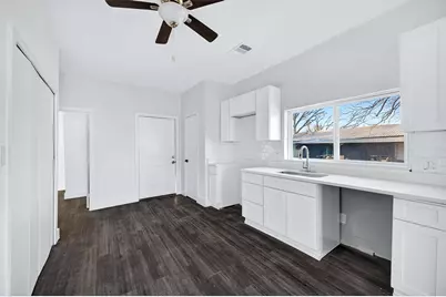 710 E Lamar Street, Sherman, TX 75090 - Photo 17