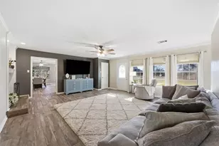 1211 Overlook Ct, Whitney, TX 76692 - Photo 5