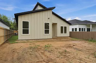 1111 Riverwood Rd, Dallas, TX 75217 - Photo 9