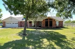 2107 Countryside Dr, Denton, TX 76208 - Photo 3